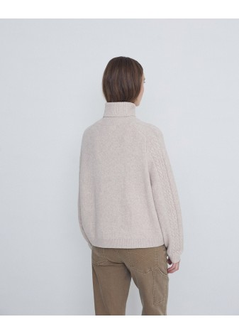 Jersey Yerse Oversize Con Trenzas Beige