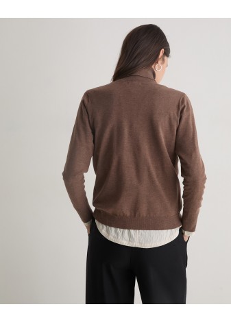 Jersey Yerse Cuello Cisne Marrón